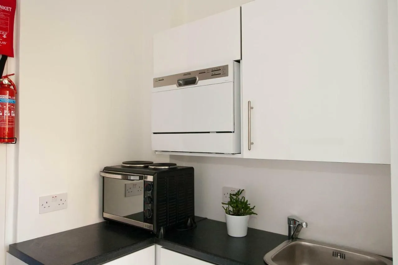 2 Minutes From Drumcondra Station Apartment Dublin